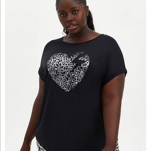 TECH JERSEY BLACK LEOPARD HEART WICKING ACTIVE TEE